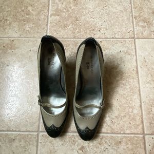 Anne Klein Flex Heels